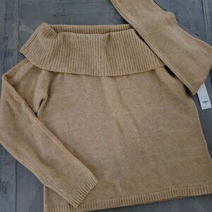 Joyce Off Shoulder Pullover -SIZE L